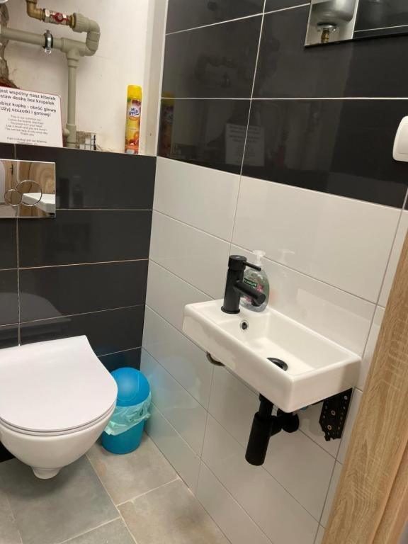 Apartment Spanie 7 W Rynku Centrum &parking Kielce